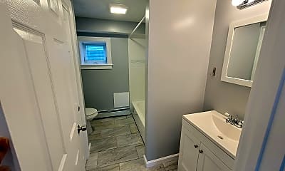Bathroom, 39 Benefit St, 2