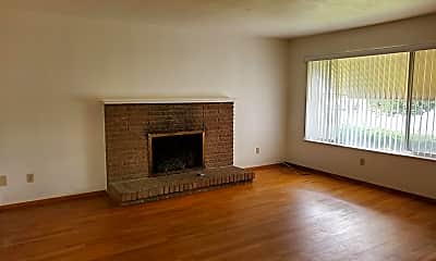 Living Room, 304 Harding Ave, 1