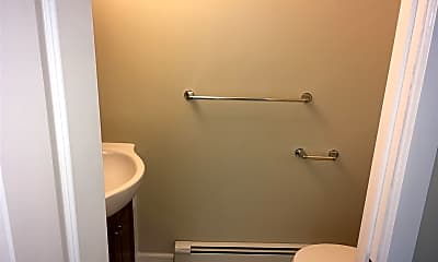 Bathroom, 547 Detroit St, 2