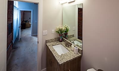 Bathroom, 1650 Overbrook Rd, 1