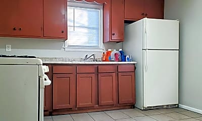 Kitchen, 5693 N 36th St #UPPER, 1