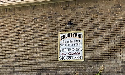 The Courtyard Apartments, 1