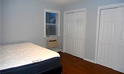Bedroom, 239 N Middletown Rd #B, 2