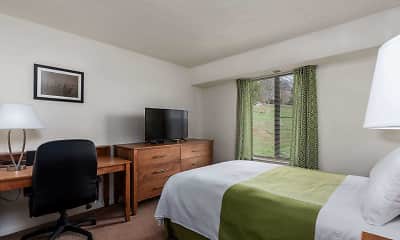 Bedroom, Grampian Hills Apartments, 2