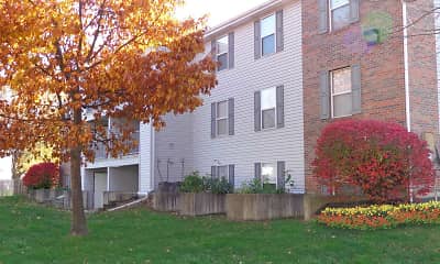 Landscaping, Wilmington Court Apartments, 0