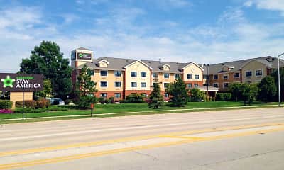 Building, Furnished Studio - Chicago - Woodfield Mall, 0
