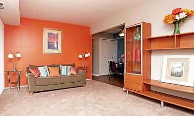 Living Room, Auburn Heights Apartments, 2