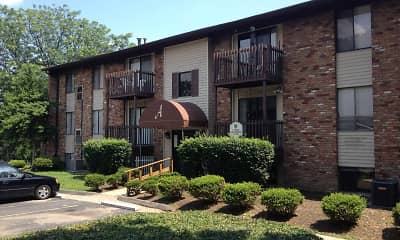 Building, Chapelwood Apartments, 1