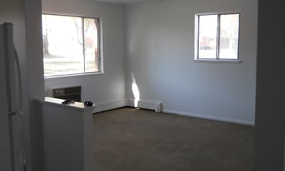 Living Room, 500-504 West Main - Endicott Properties, 2
