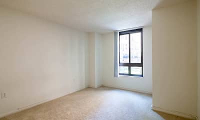 empty room featuring carpet and natural light, Connecticut Heights, 2