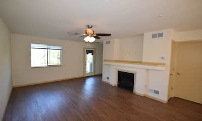 Living Room, North Towne Apartments, 2