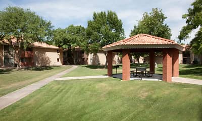 view of property's community featuring a large lawn, Heritage Pointe, 2