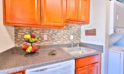 Kitchen, Briarwood Place Apartment Homes, 0