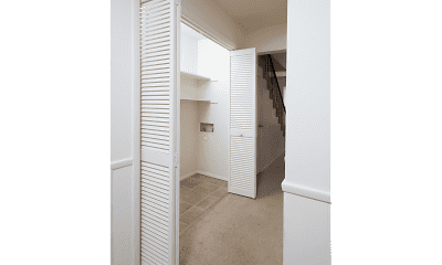 corridor featuring carpet, Dryden Place Townhomes, 2