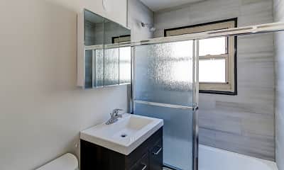 Bathroom, 817 Seward Apartments, 2