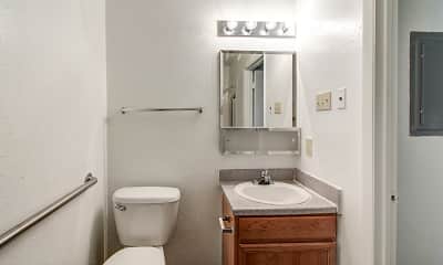 Bathroom, Pineview at Grogansmill, 2