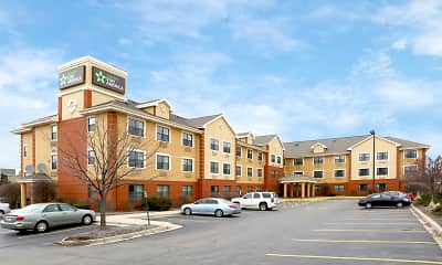 Building, Furnished Studio - Chicago - Woodfield Mall, 1