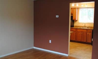 empty room with hardwood floors and natural light, Springcrest Apartments, 2