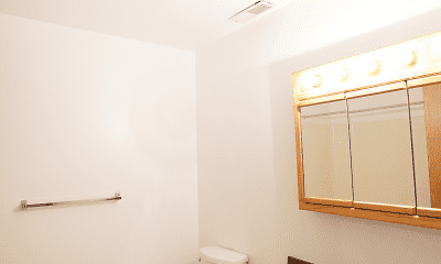Bathroom, Rockledge Pointe Apartments, 2