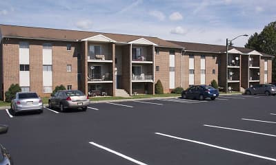Building, Orchard Hills Apartments, 0