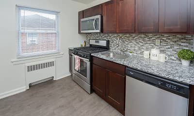 Kitchen, Duncan Hill Apartments & Townhomes, 0