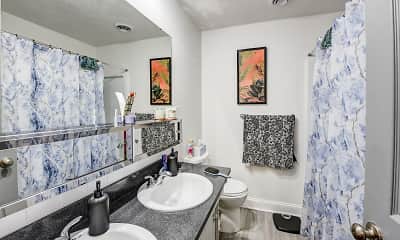 Bathroom, Lincoln Manor Apartments of Wadsworth, 2
