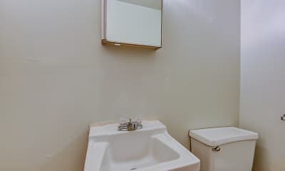 Bathroom, Hedgewood Apartments, 2