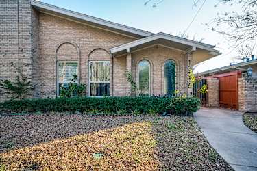 duplex fourplex