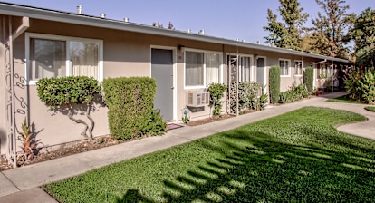 Parkwood Square Apartments For Rent Sacramento Ca Rentals Com