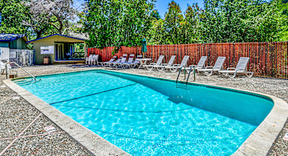 Sherwood Oaks Apartments For Rent Fairfax Ca Rentals Com