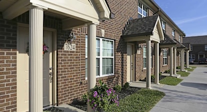 Ashton Park Townhomes Apartments For Rent Louisville Ky Rentals Com