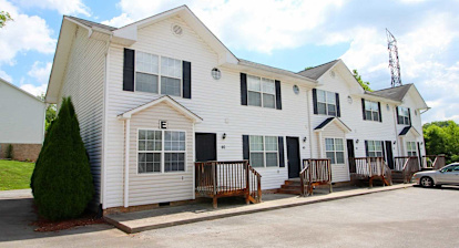 Swadley Park And Creekside Village Apartments For Rent Johnson