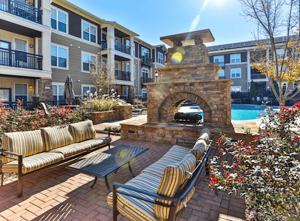 Fountains At Mooresville Town Square Apartments For Rent