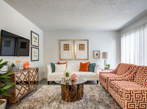 Pointe Metro Apartments For Rent Phoenix Az Rentals Com