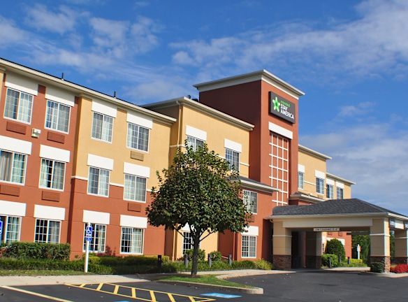 Furnished Studio Shelton Fairfield County Apartments For ...