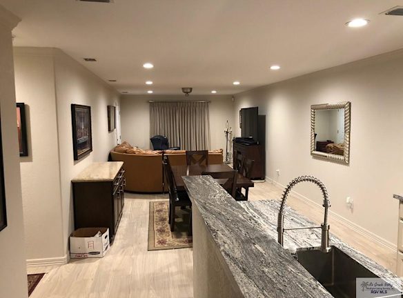 910 Live Oak Cir Harlingen Tx 78550 Home For Rent