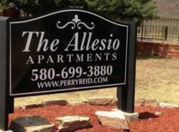 Minimalist Allesio Apartments Lawton 