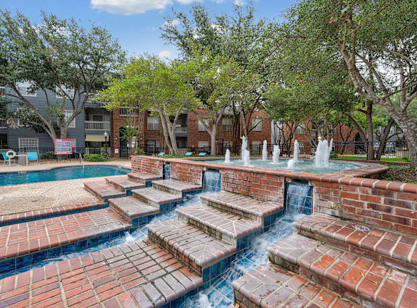Quarry Alamo Heights Apartments For Rent San Antonio, TX