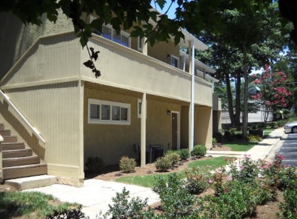 Simple Aspen Family Apartments 