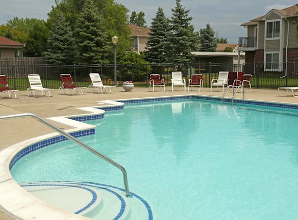 Blackberry Creek Village Apartments For Rent Burton Mi