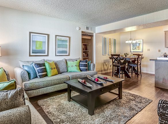 The Vineyards Apartments For Rent Glendale Az Rentals Com
