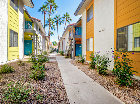 Creative Apartments On Chandler Blvd And 48Th St with Simple Decor