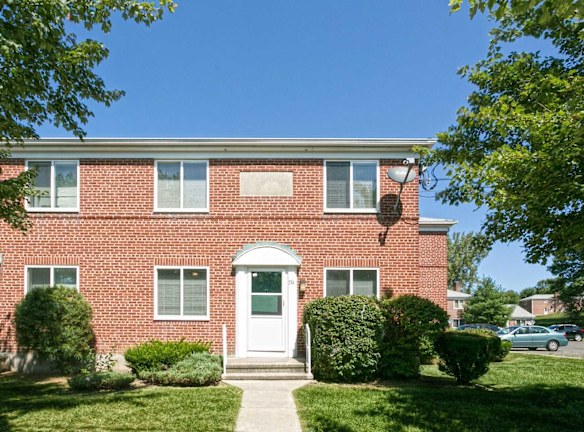 Laurel Estates Apartments Waterbury, CT - Apartments For ...