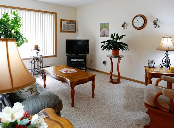 Birchwood East Apartments For Rent Virginia Mn