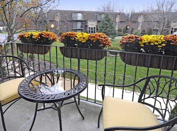 Burnwood Apartments For Rent Lombard Il Rentals Com