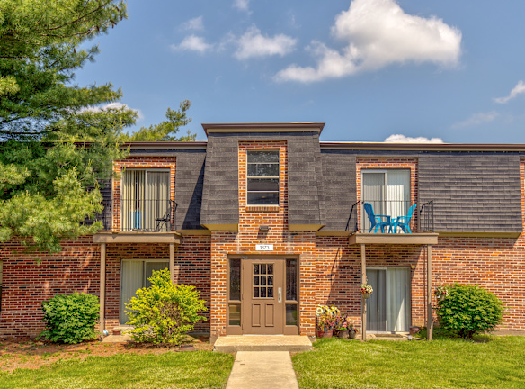 Kensington Square Apartments Florissant, MO - Apartments For Rent