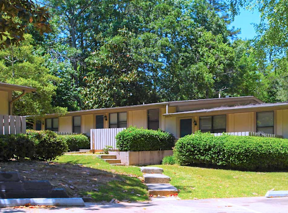 The Village At Iris Glen Apartments For Rent Conyers Ga