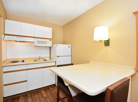 Furnished Studio Richmond West End I 64 Apartments For