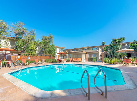 Citrus Court Apartments For Rent Whittier Ca Rentals Com