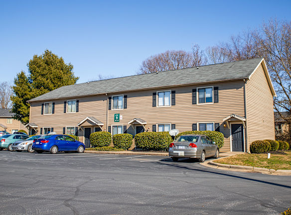 Colonial Village Apartments For Rent Lincolnton Nc